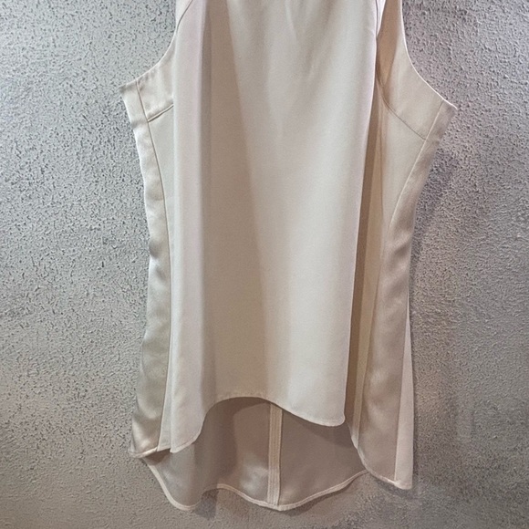 White House Black Market Jackets & Blazers - White House Black Market Women's Ivory Blazer